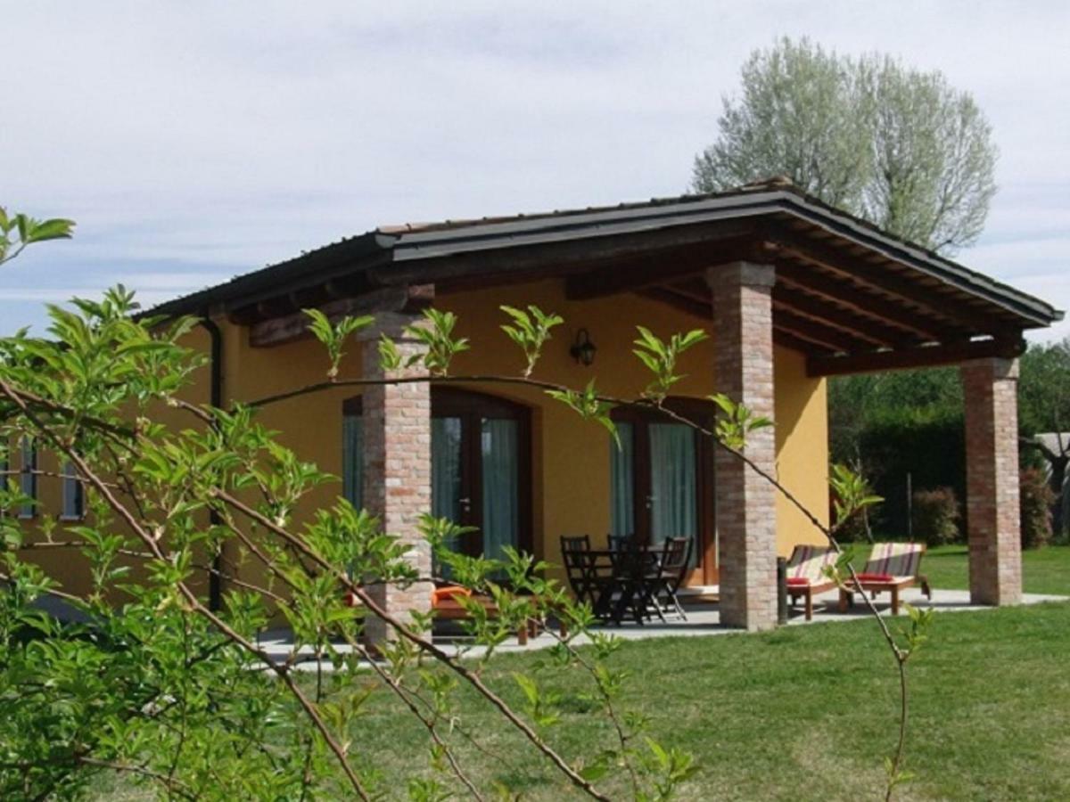 Particolari Del Brenta Apartment Ориаго Ди Мира Екстериор снимка