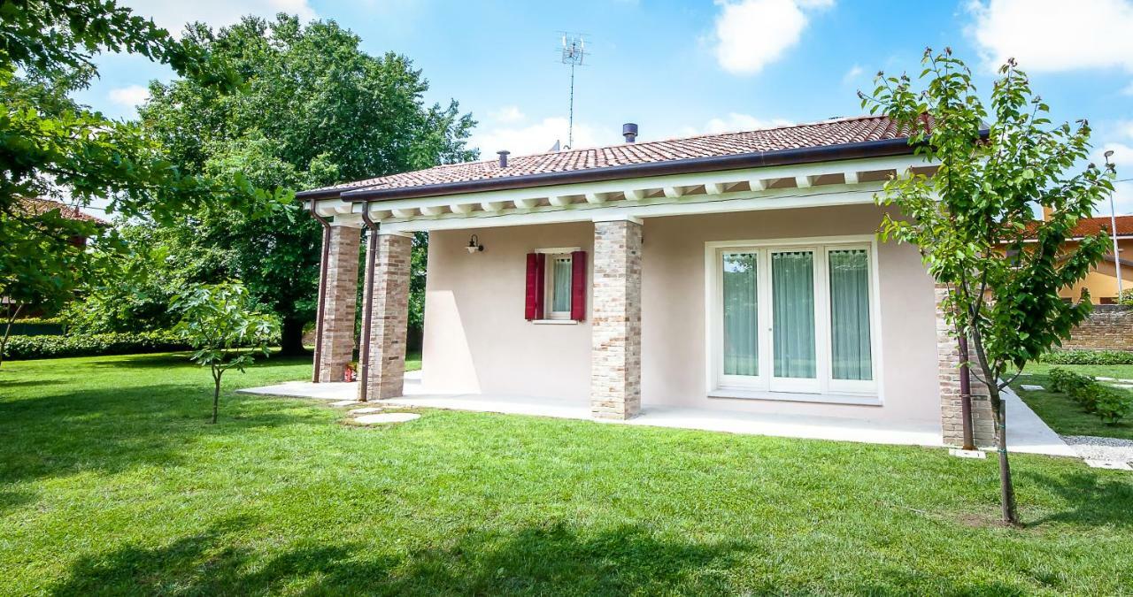 Particolari Del Brenta Apartment Ориаго Ди Мира Екстериор снимка
