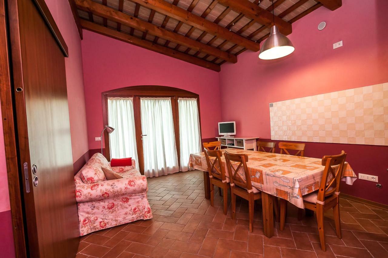 Particolari Del Brenta Apartment Ориаго Ди Мира Екстериор снимка